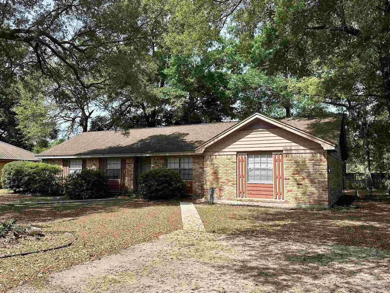 5185 Hilltop Dr - Photo 1
