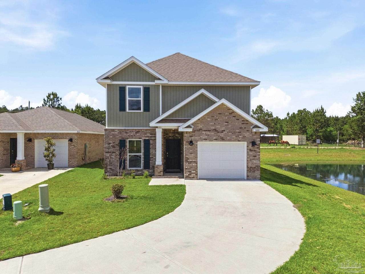 9808 Starling Dr - Photo 1