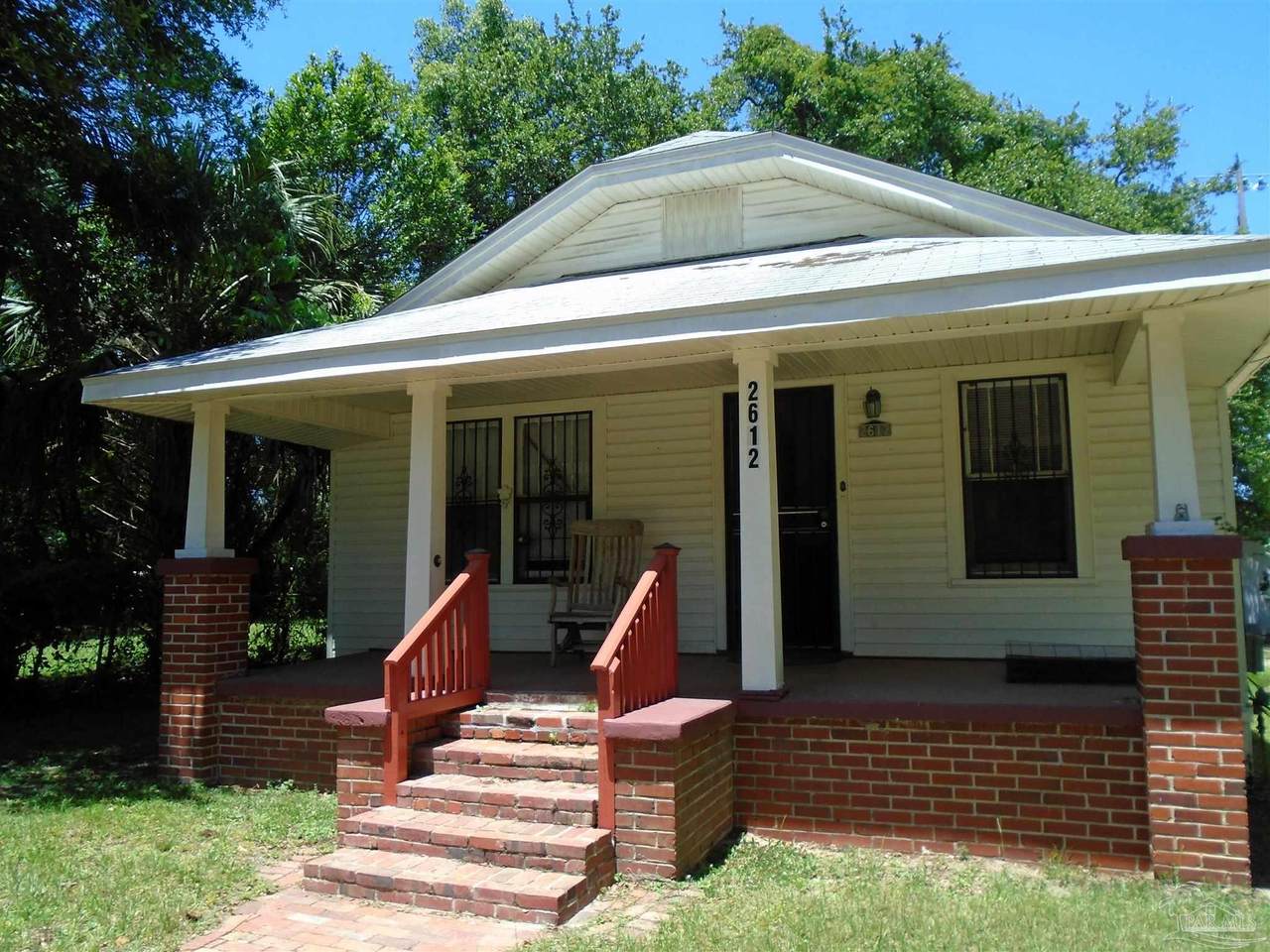 2612 Blount St - Photo 1