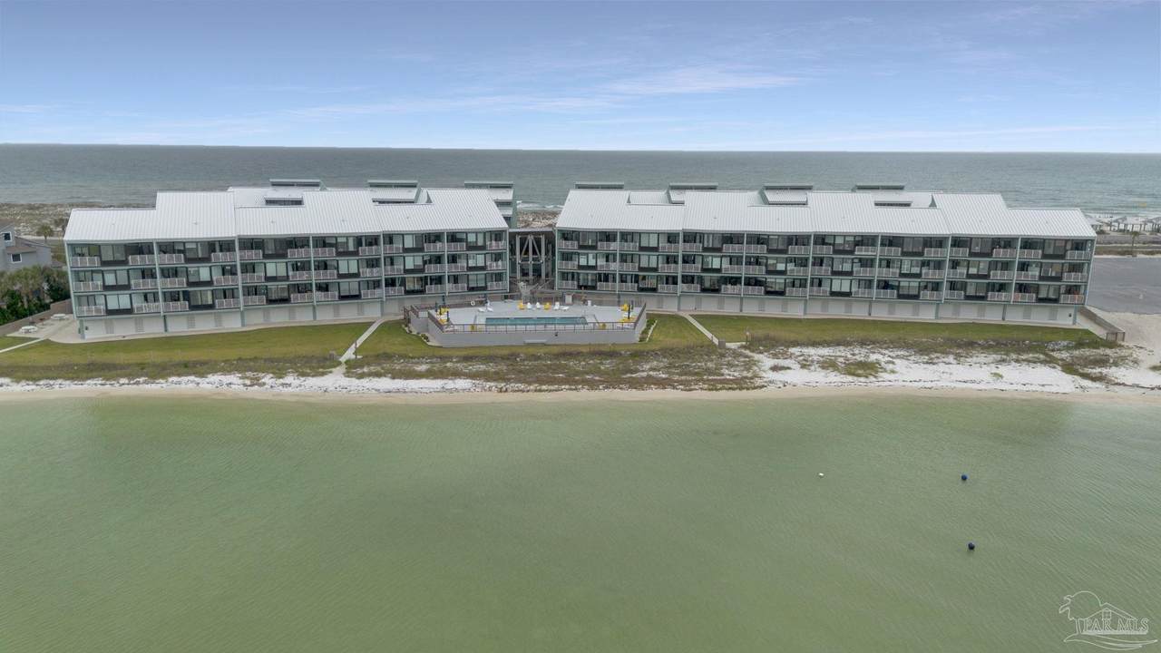 1390 Ft Pickens Rd - Photo 1