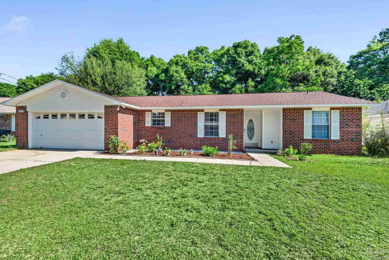 5475 Chantilly Cir - Photo 1