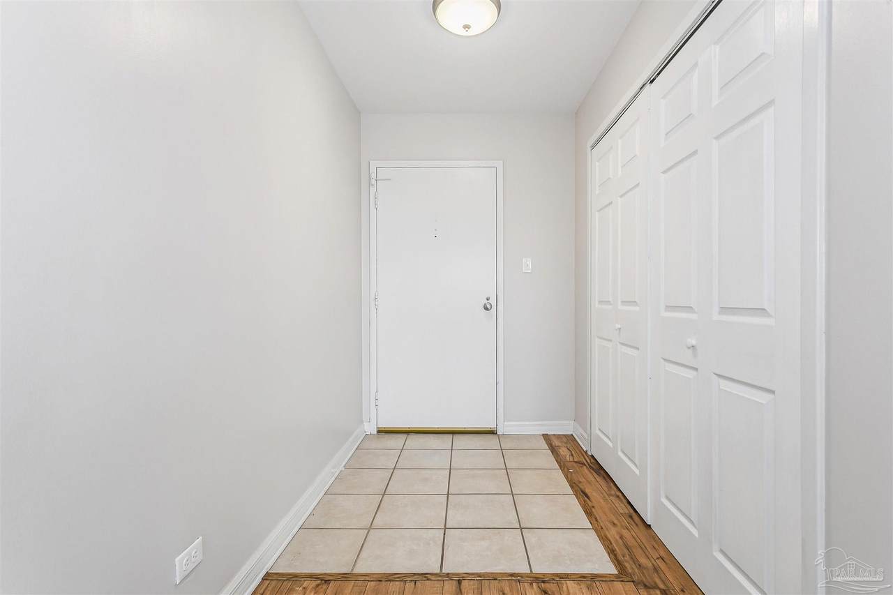https://bt-photos.global.ssl.fastly.net/pensacola/1280_boomver_1_682969-2.jpg