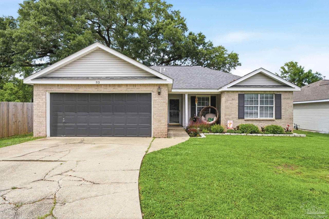 712 Thornwood Pl - Photo 1