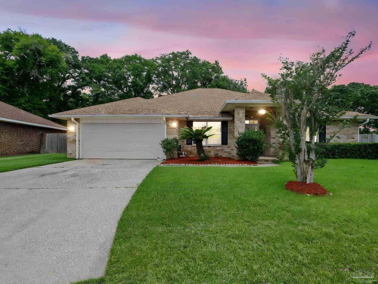 6096 Suntan Cir - Photo 1