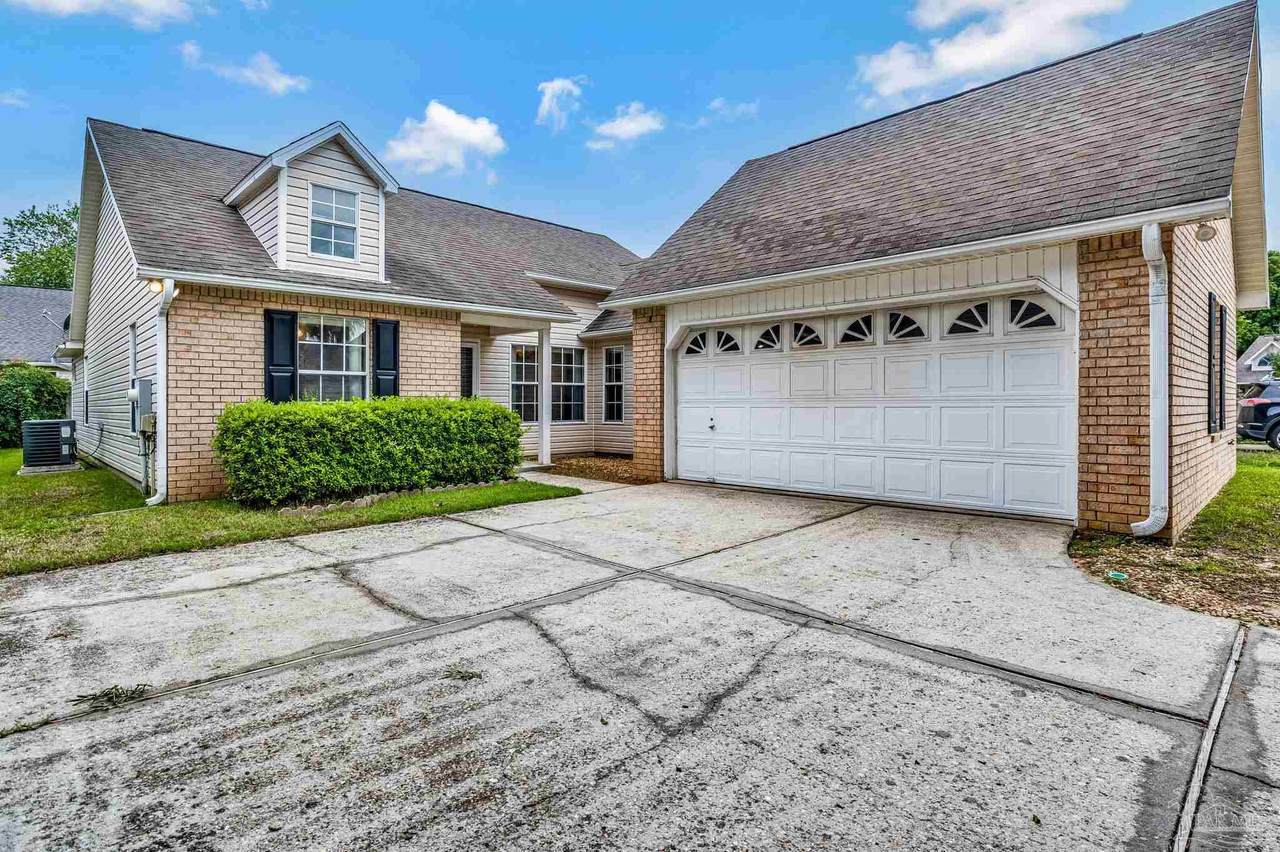 216 Mirabelle Cir - Photo 1