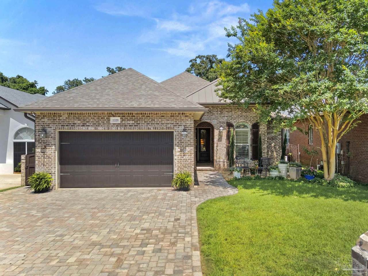 1329 Autumn Breeze Cir - Photo 1