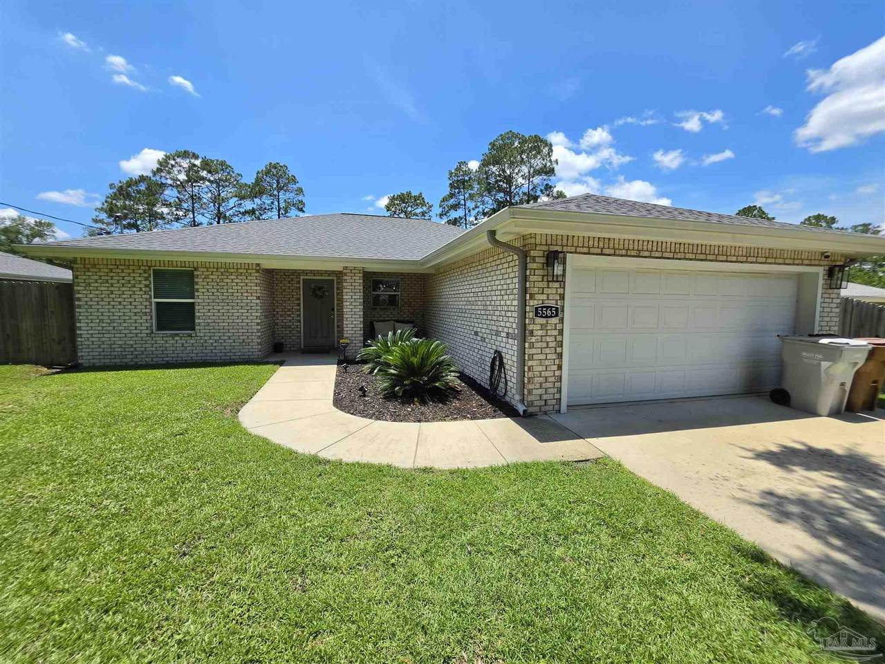 5565 Riviera Dr - Photo 1