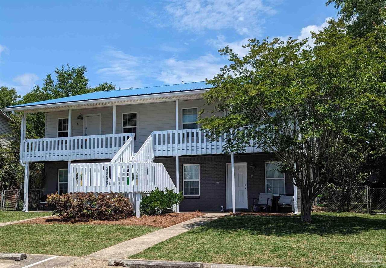 3238 Redwood Ln - Photo 1