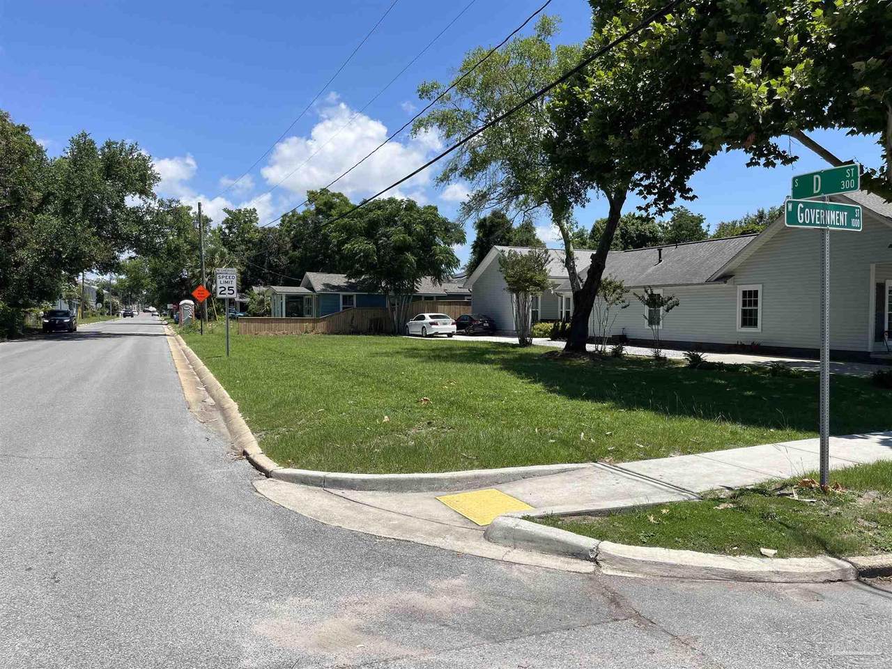 1024 Government St - Photo 1