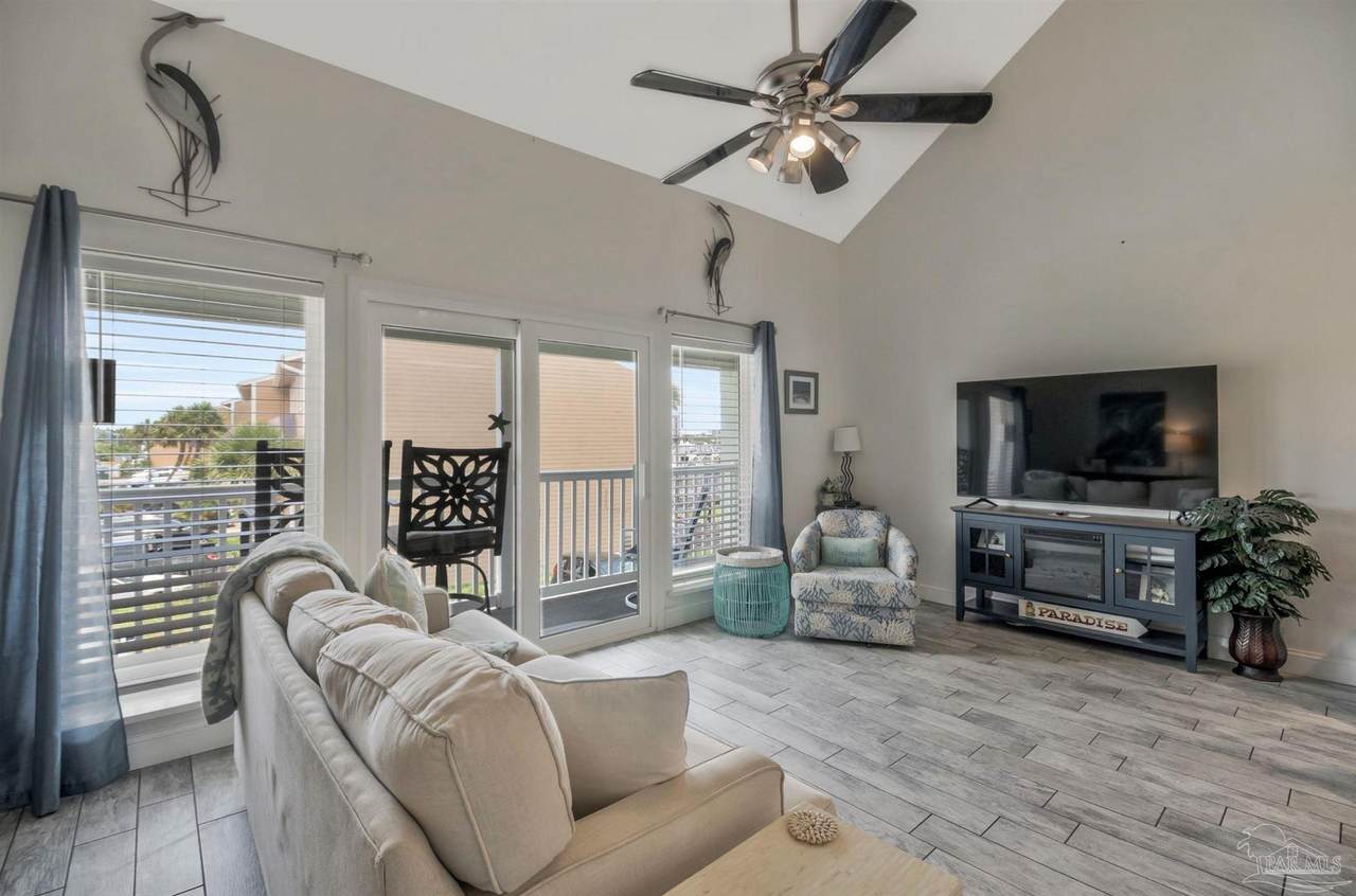 336 Ft Pickens Rd - Photo 1