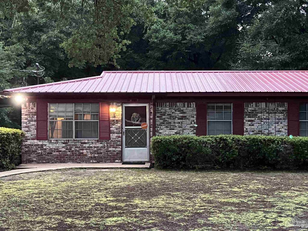 7532 Holmes St - Photo 1