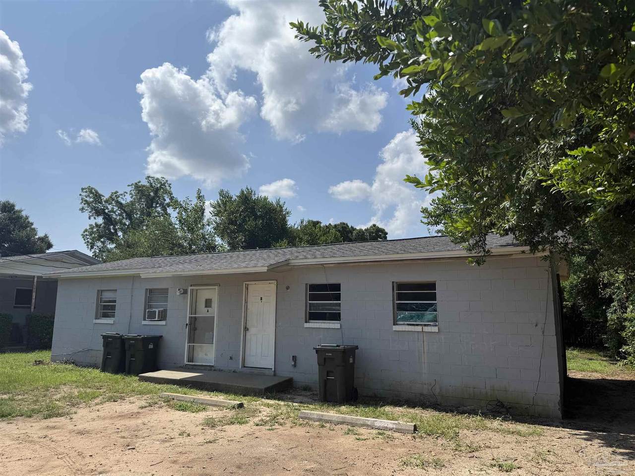 3409 Scott St - Photo 1