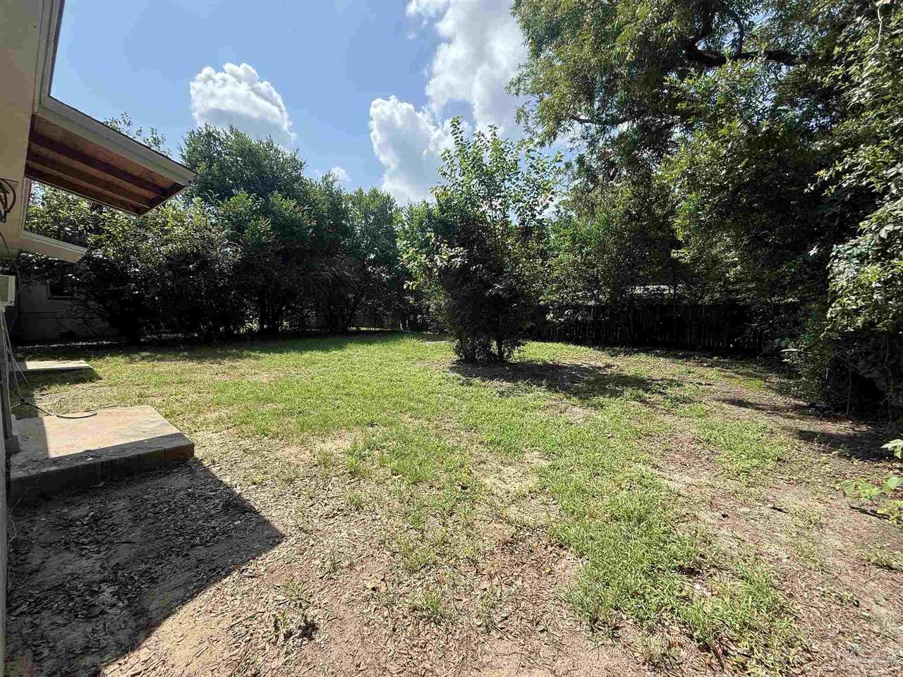 https://bt-photos.global.ssl.fastly.net/pensacola/1280_boomver_1_685261-2.jpg