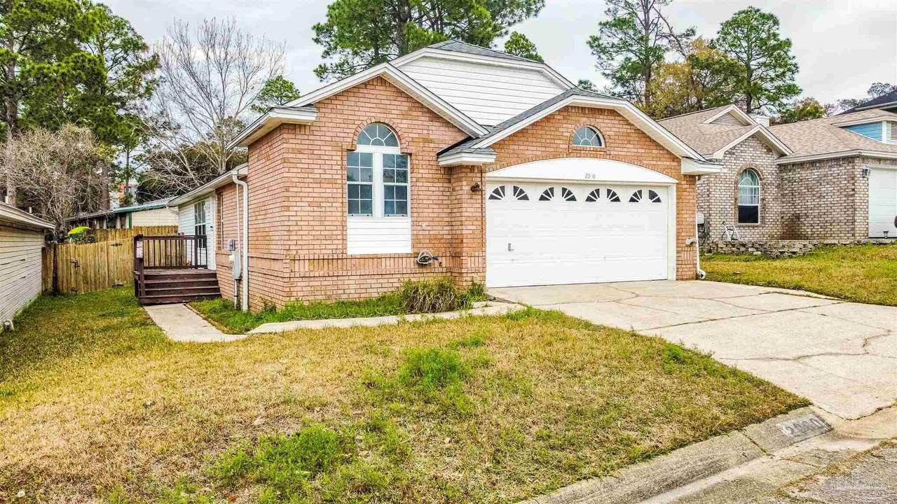 2060 Cambridge Cir - Photo 1