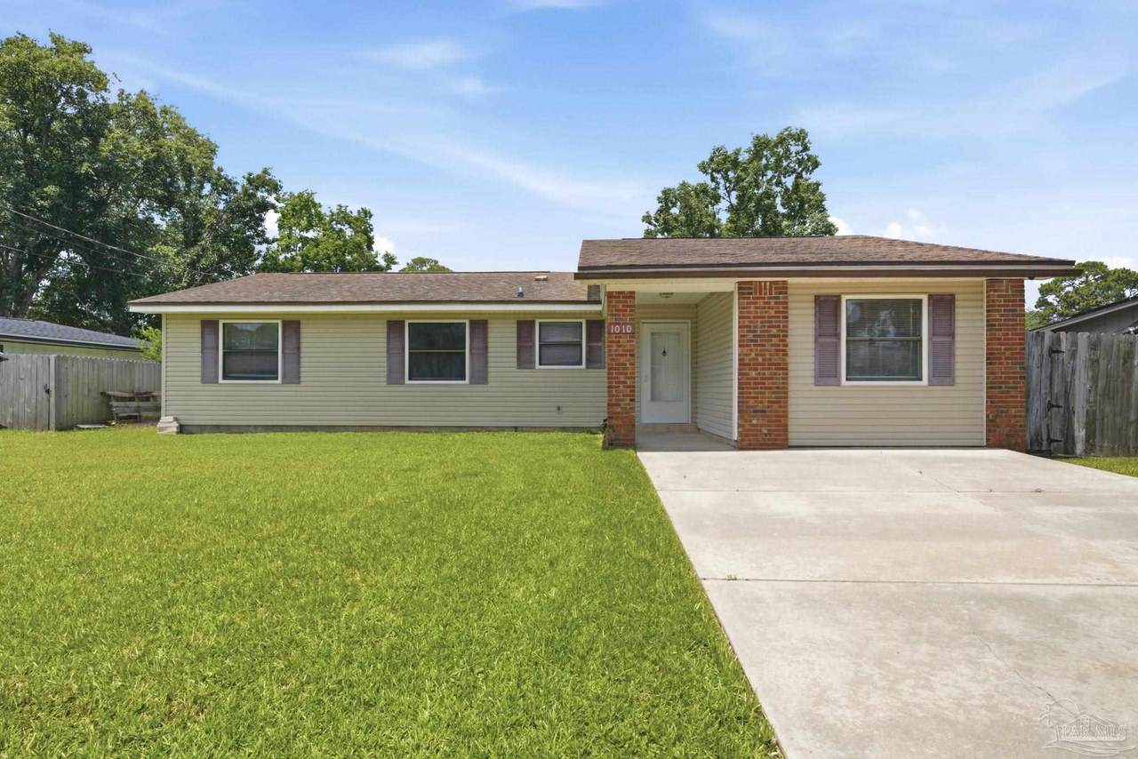 1010 Aspen Ct - Photo 1
