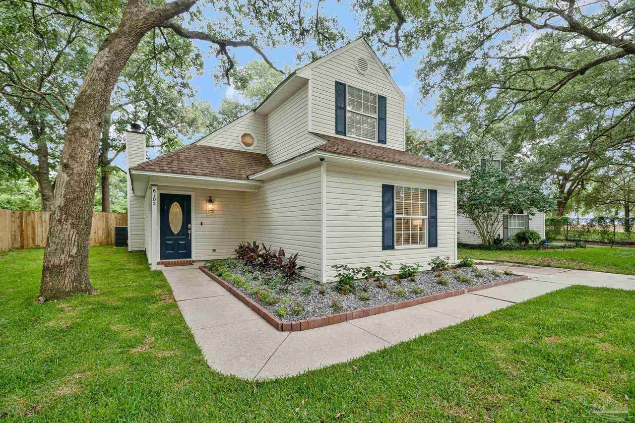 6102 Chablis Ln - Photo 1