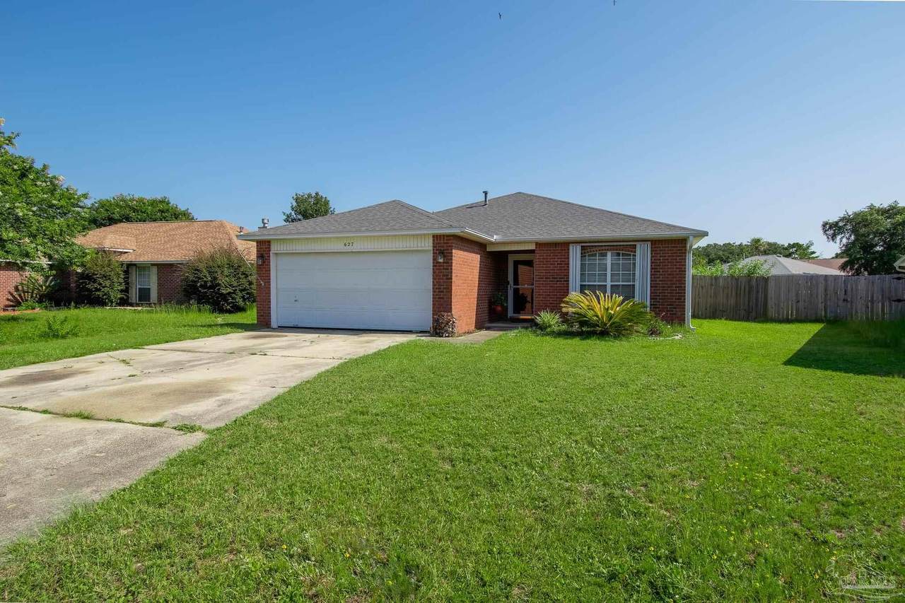627 Batten Blvd - Photo 1