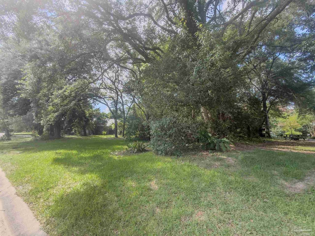 https://bt-photos.global.ssl.fastly.net/pensacola/1280_boomver_1_685693-2.jpg