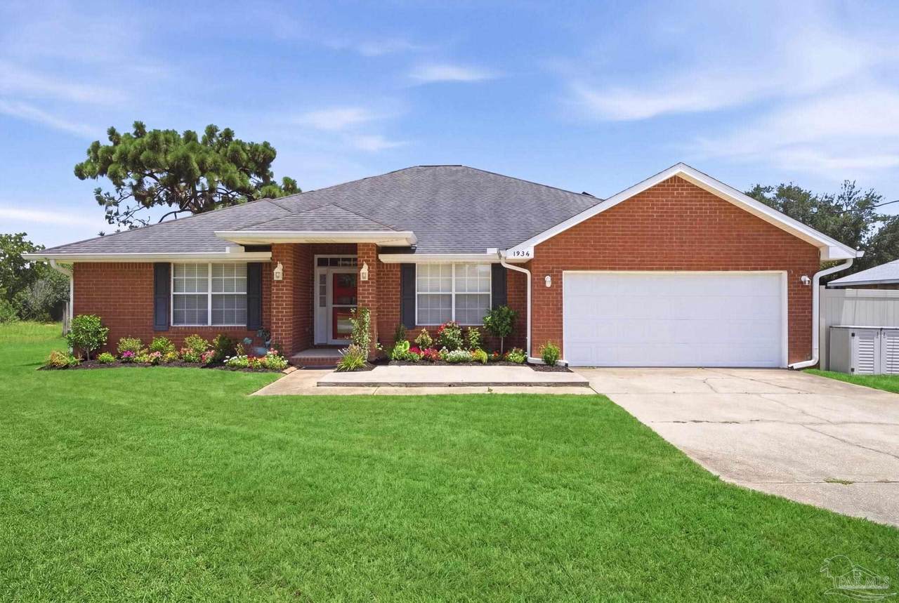 1936 Candlewood Dr - Photo 1