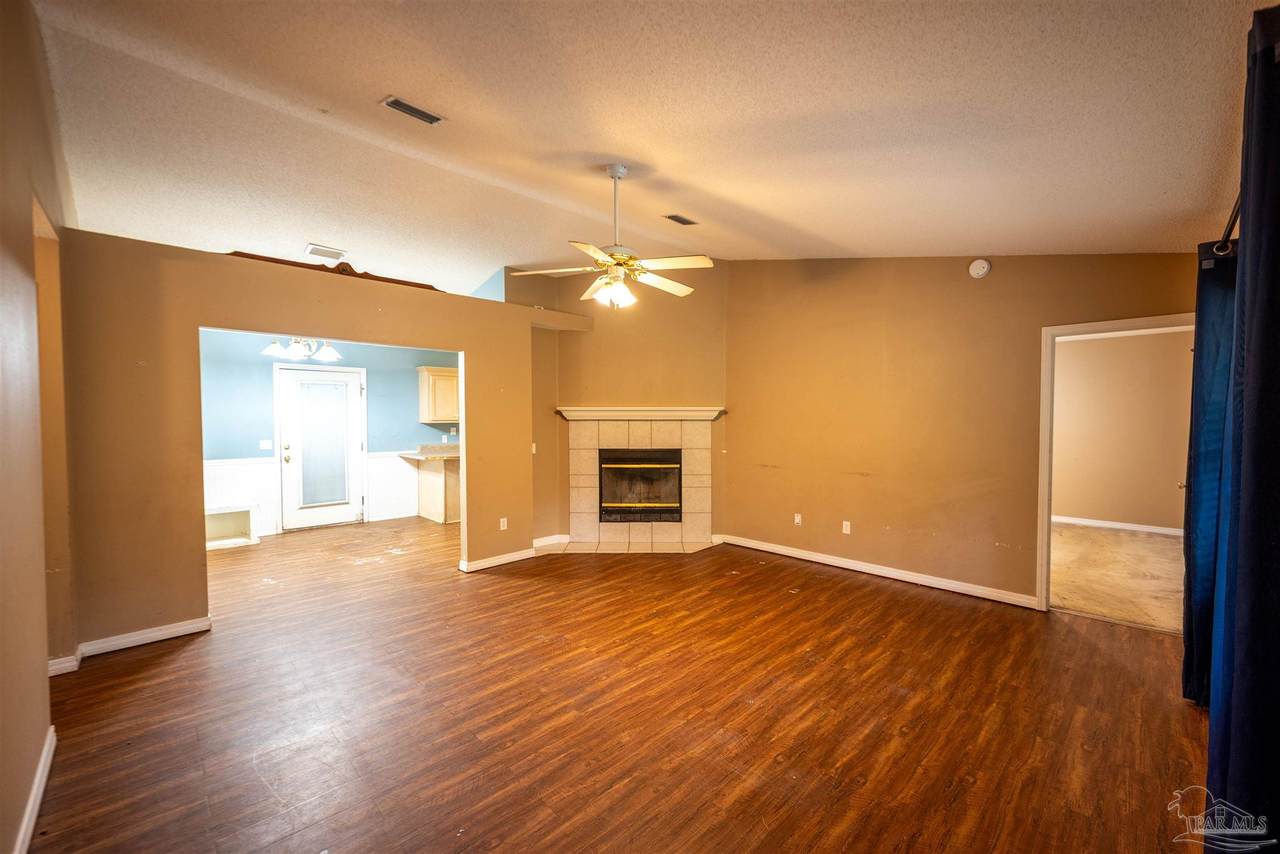 7472 Johnson Rd - Photo 1