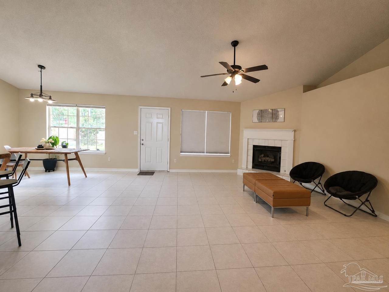 https://bt-photos.global.ssl.fastly.net/pensacola/1280_boomver_1_686127-2.jpg