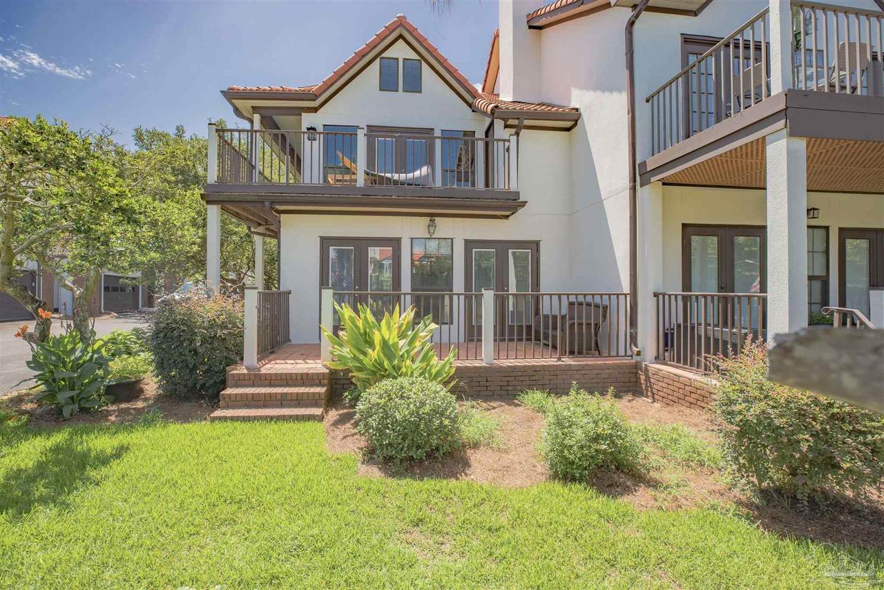 120 Baybridge Dr - Photo 1
