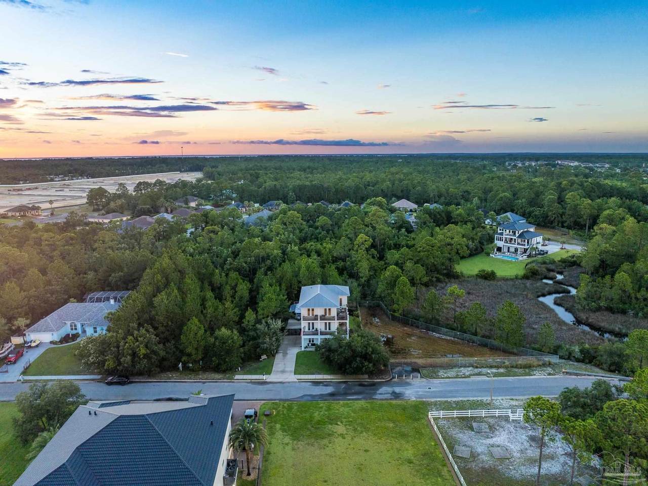 https://bt-photos.global.ssl.fastly.net/pensacola/1280_boomver_1_686241-2.jpg
