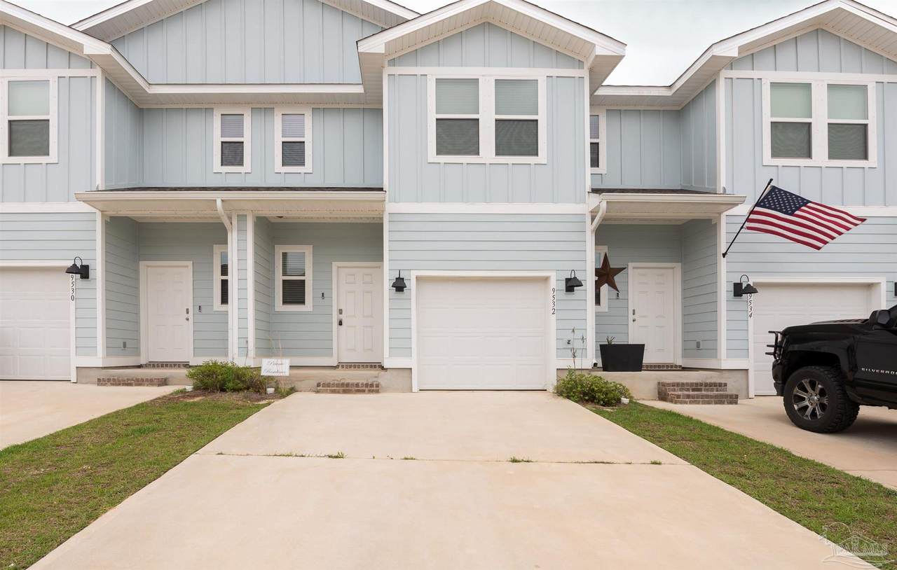 9532 Nature Creek Cir - Photo 1