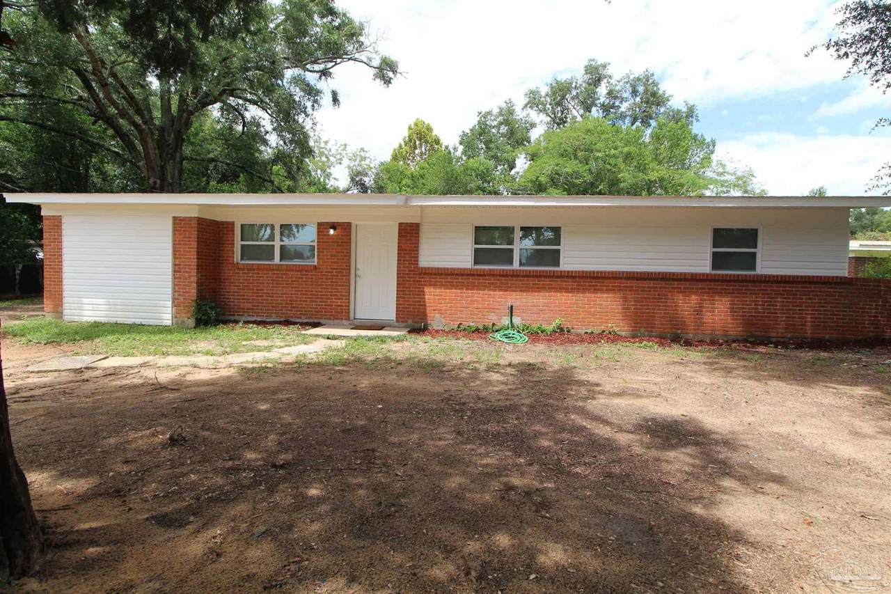 6037 Syrcle Ave - Photo 1