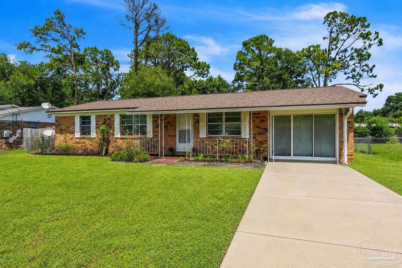 910 Bartow Ave - Photo 1