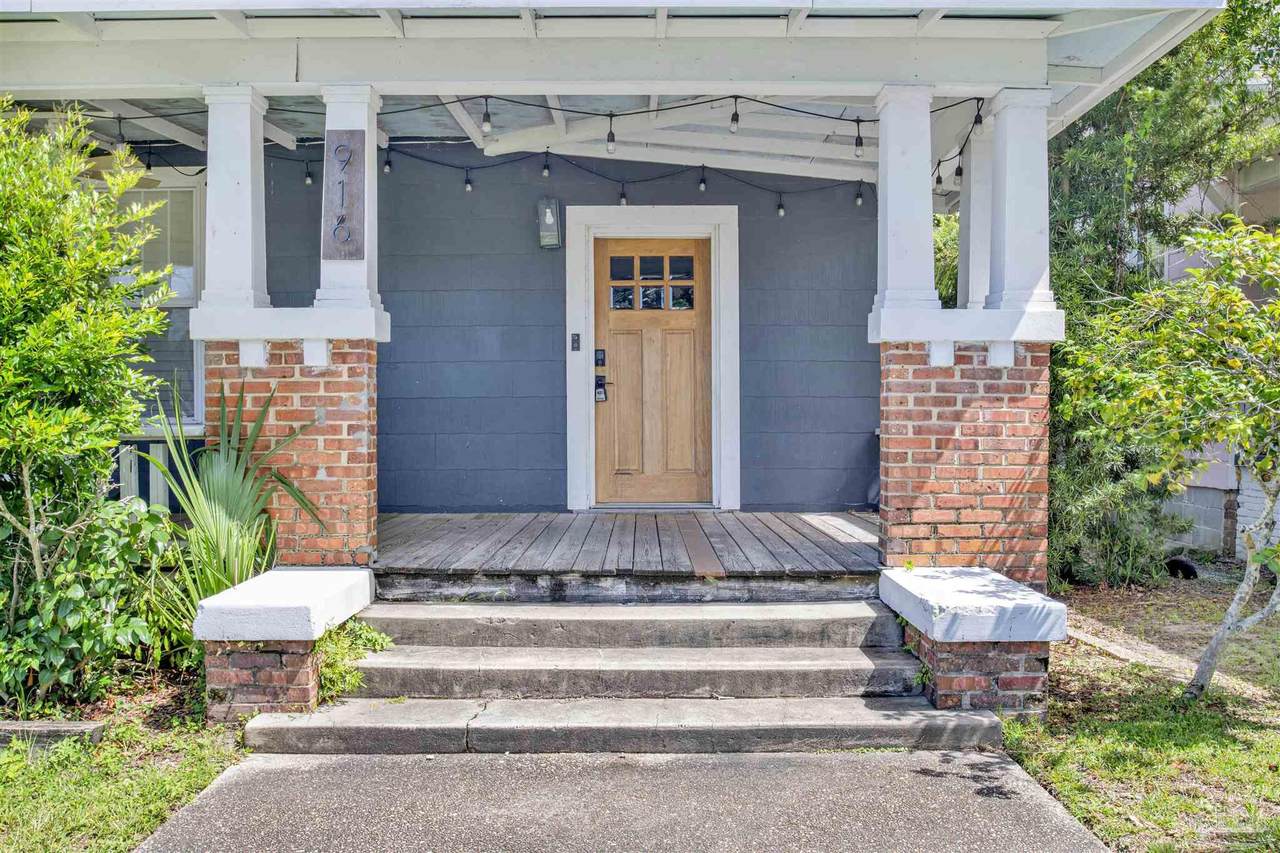 916 Gonzales St - Photo 1
