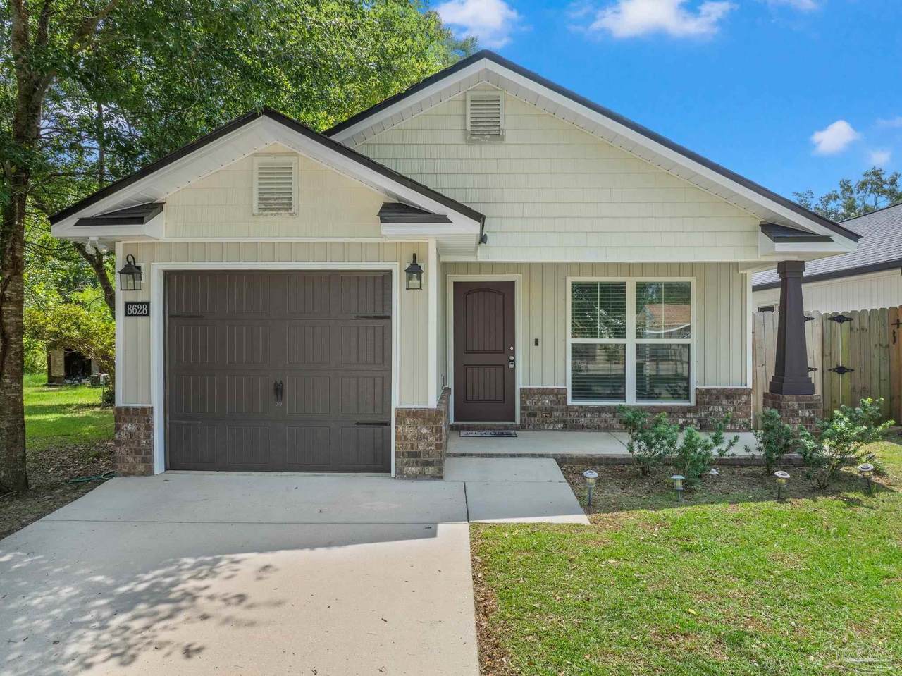 8628 Walnut Ave - Photo 1