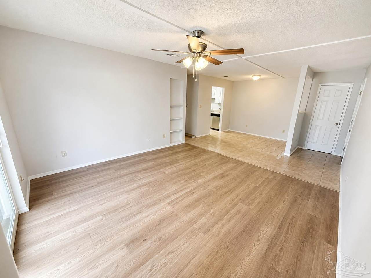 https://bt-photos.global.ssl.fastly.net/pensacola/orig_boomver_1_686819-2.jpg