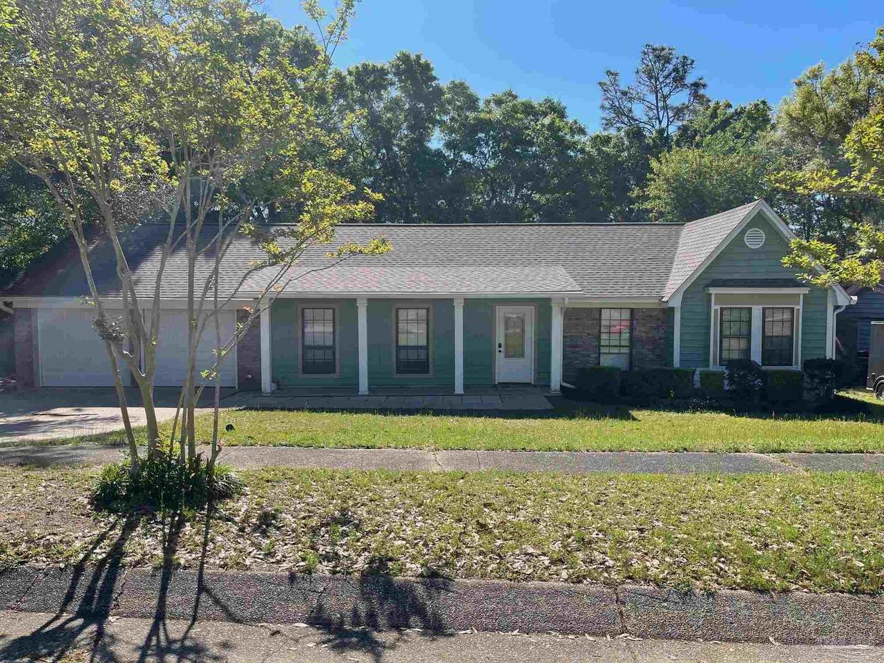 4615 Gladstone Dr - Photo 1