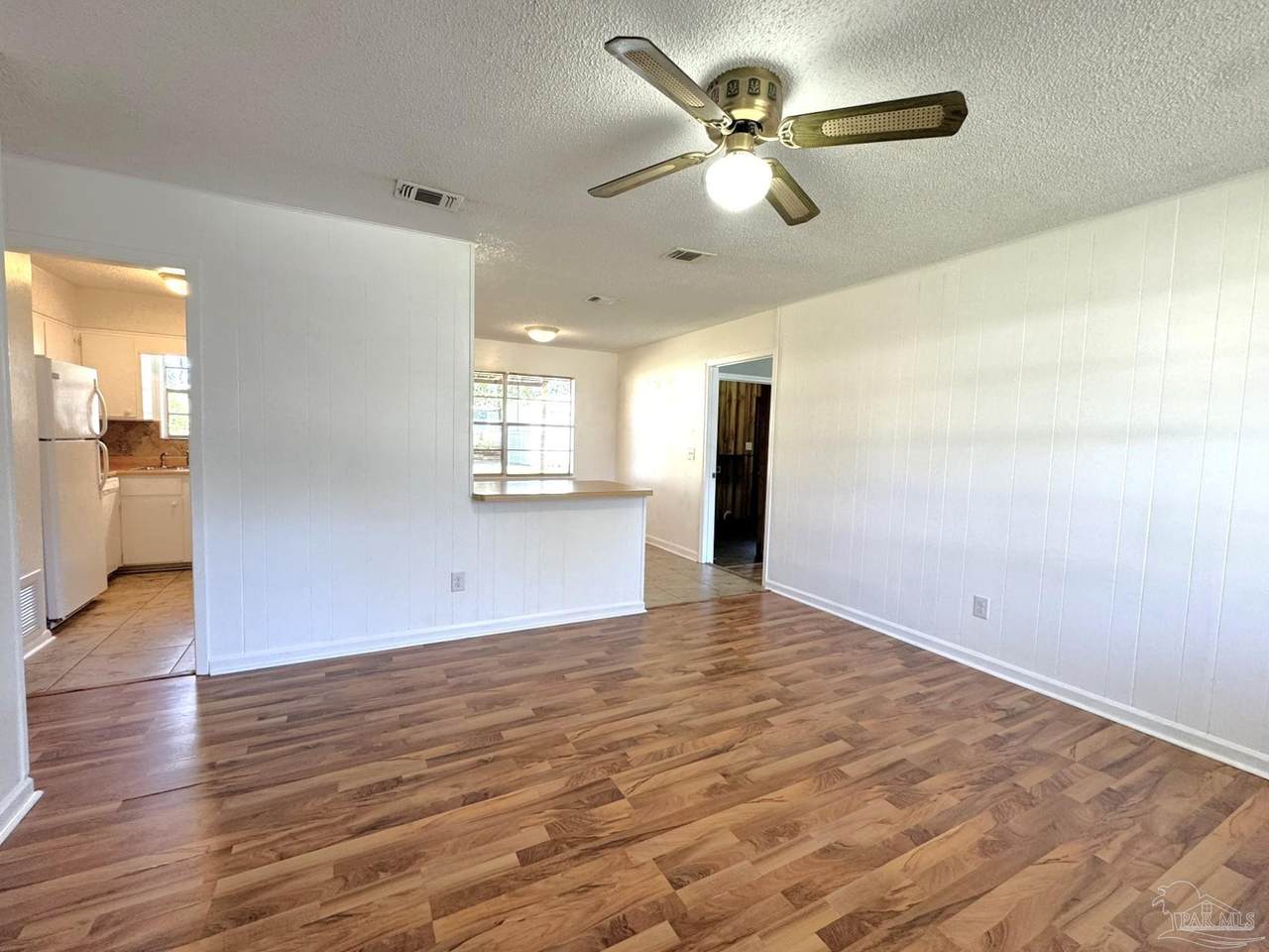 https://bt-photos.global.ssl.fastly.net/pensacola/1280_boomver_1_686922-2.jpg