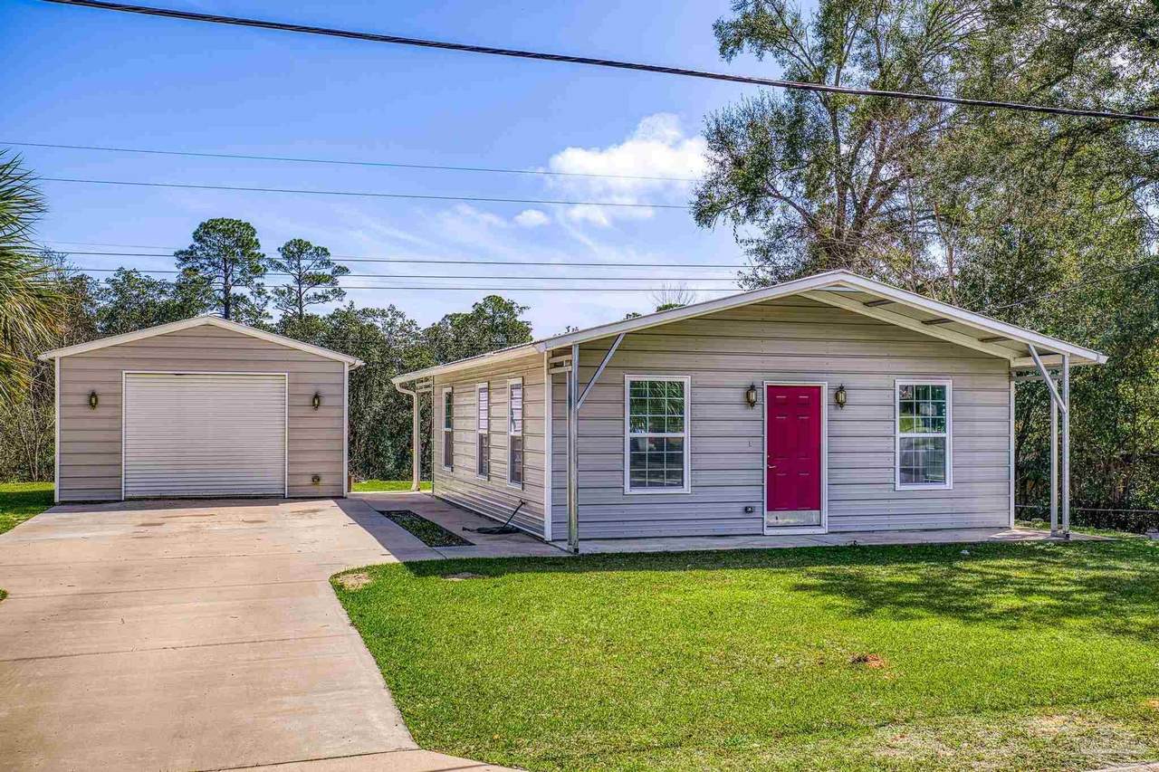 6733 Oakcliff Rd - Photo 1