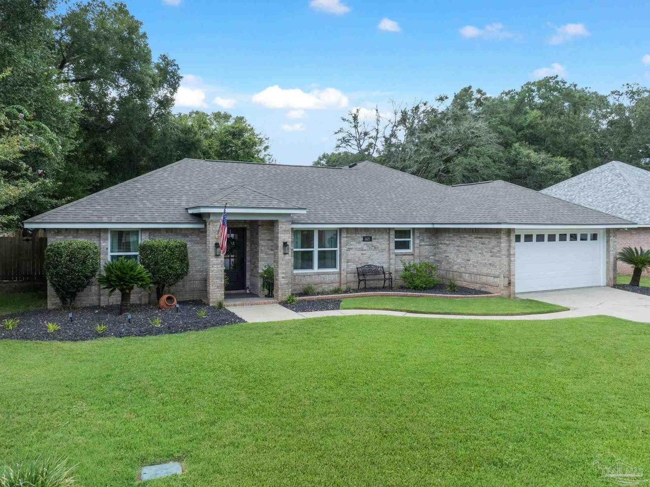 1621 Colwyn Dr - Photo 1