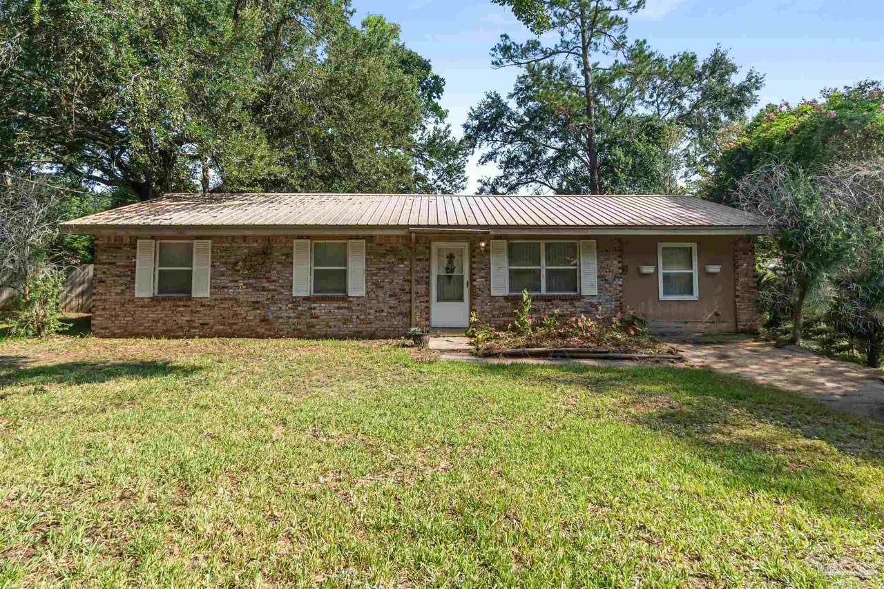 1824 Bradley Ave - Photo 1
