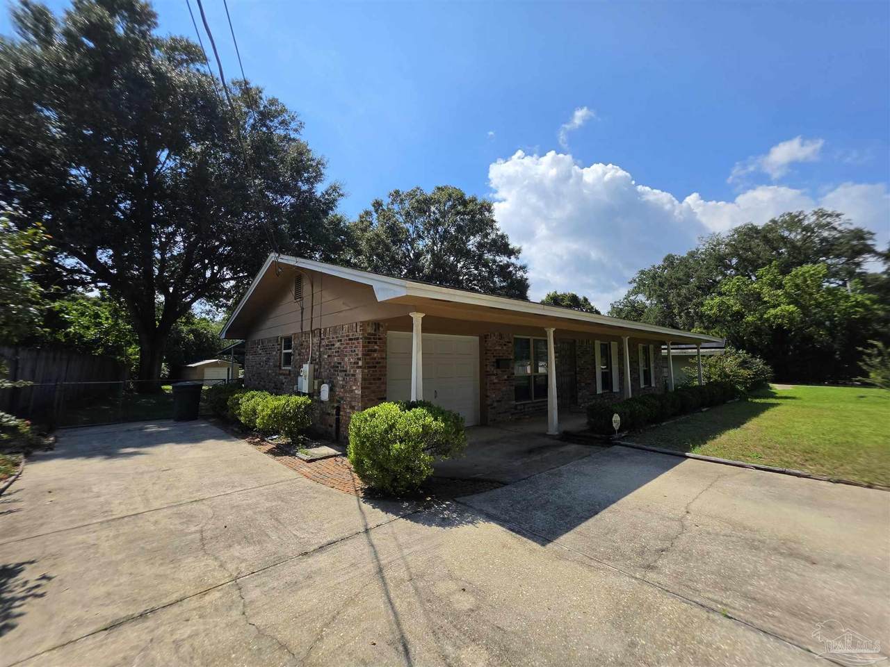 5505 Fairview Dr - Photo 1