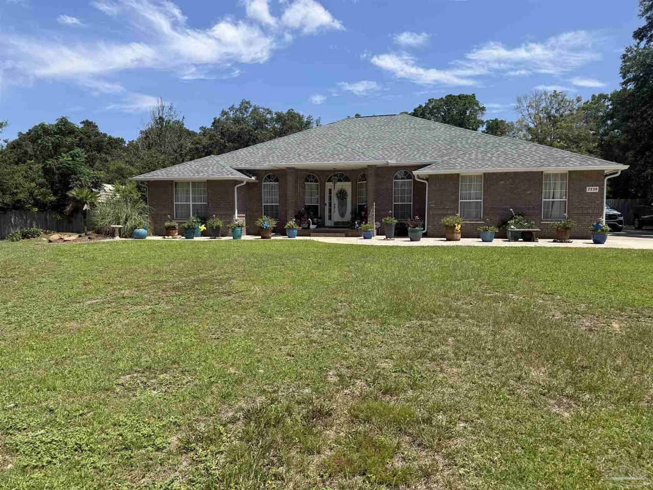 7220 Thor Ln - Photo 1