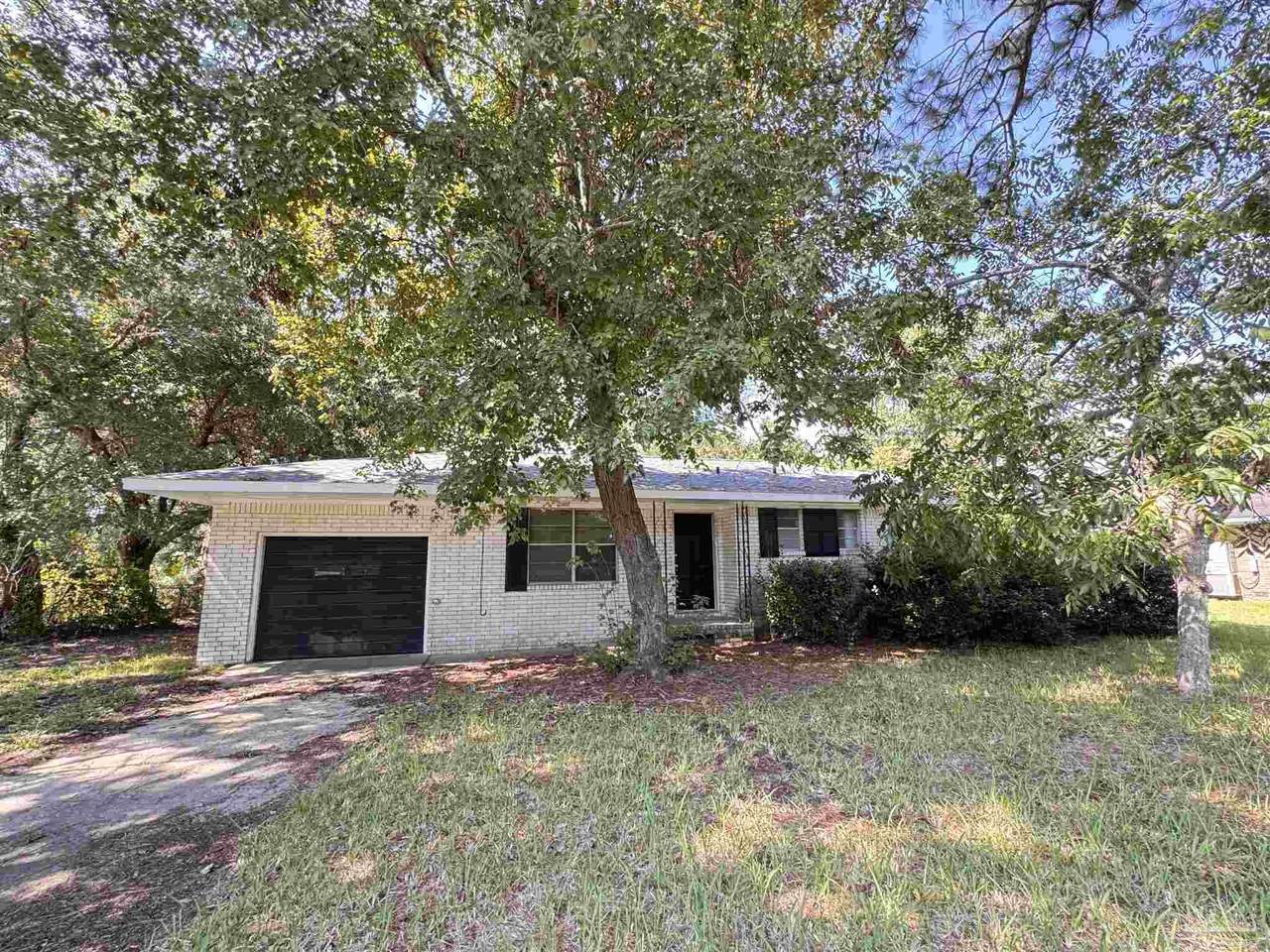 2421 Planetarium Ave - Photo 1