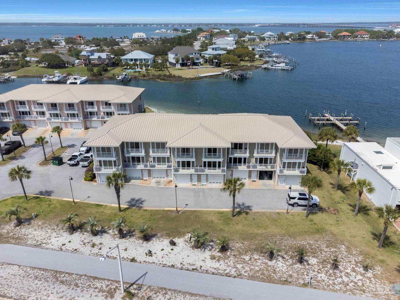 458 Ft Pickens Rd - Photo 1