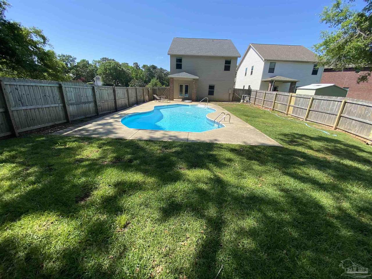 870 Farmington Rd - Photo 1