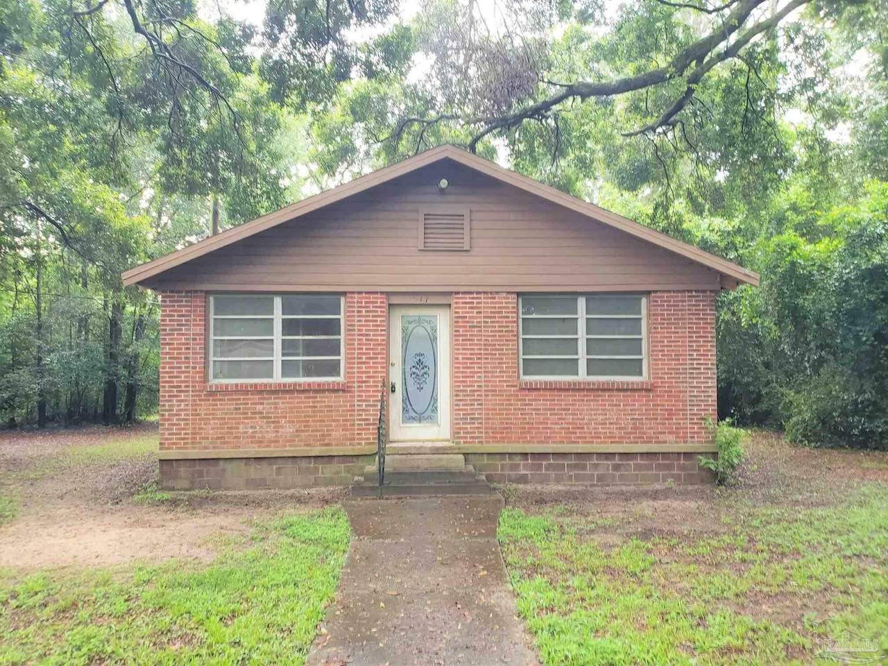 537 Amber St - Photo 1