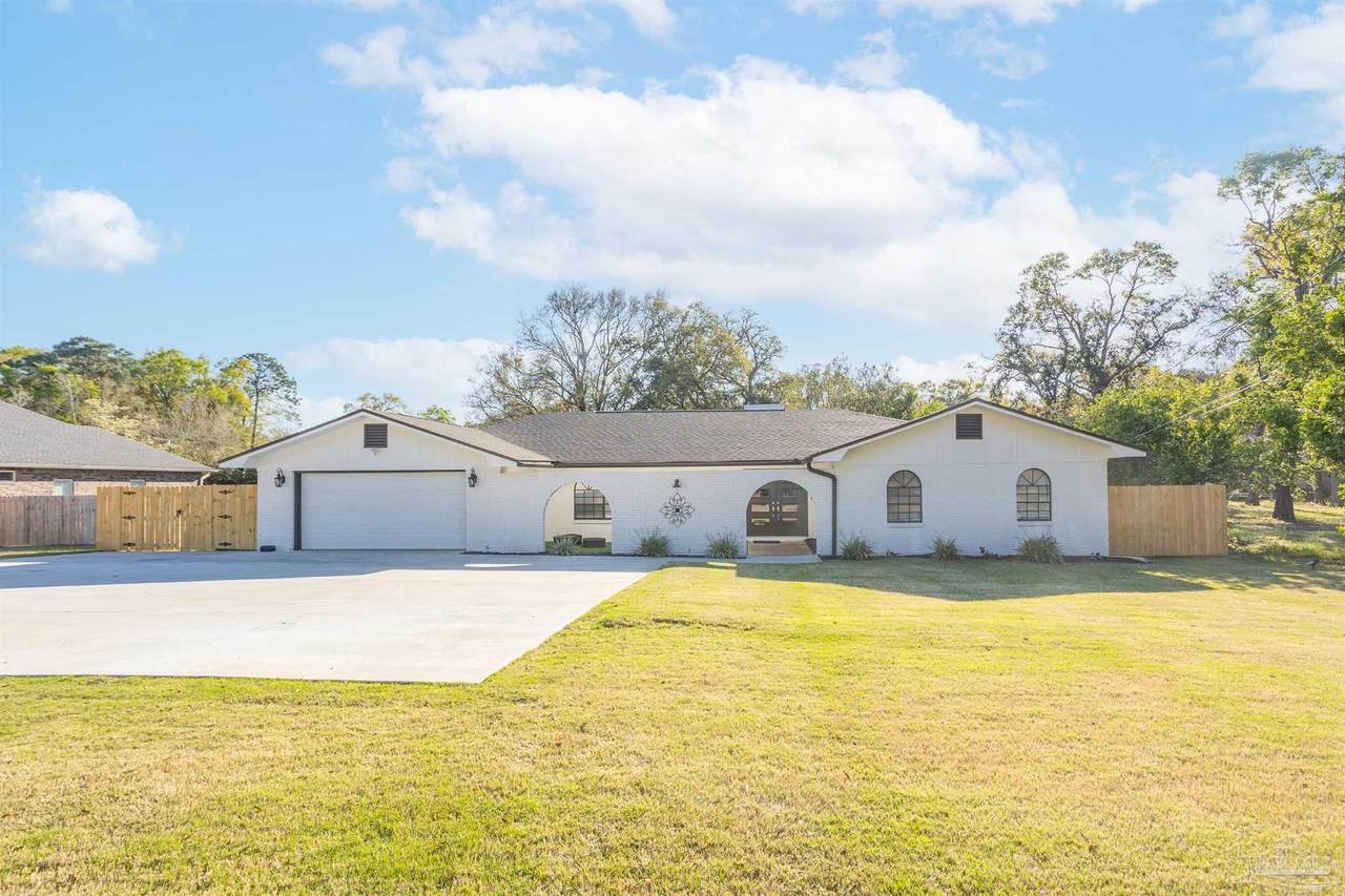 3305 Bayou Blvd - Photo 1