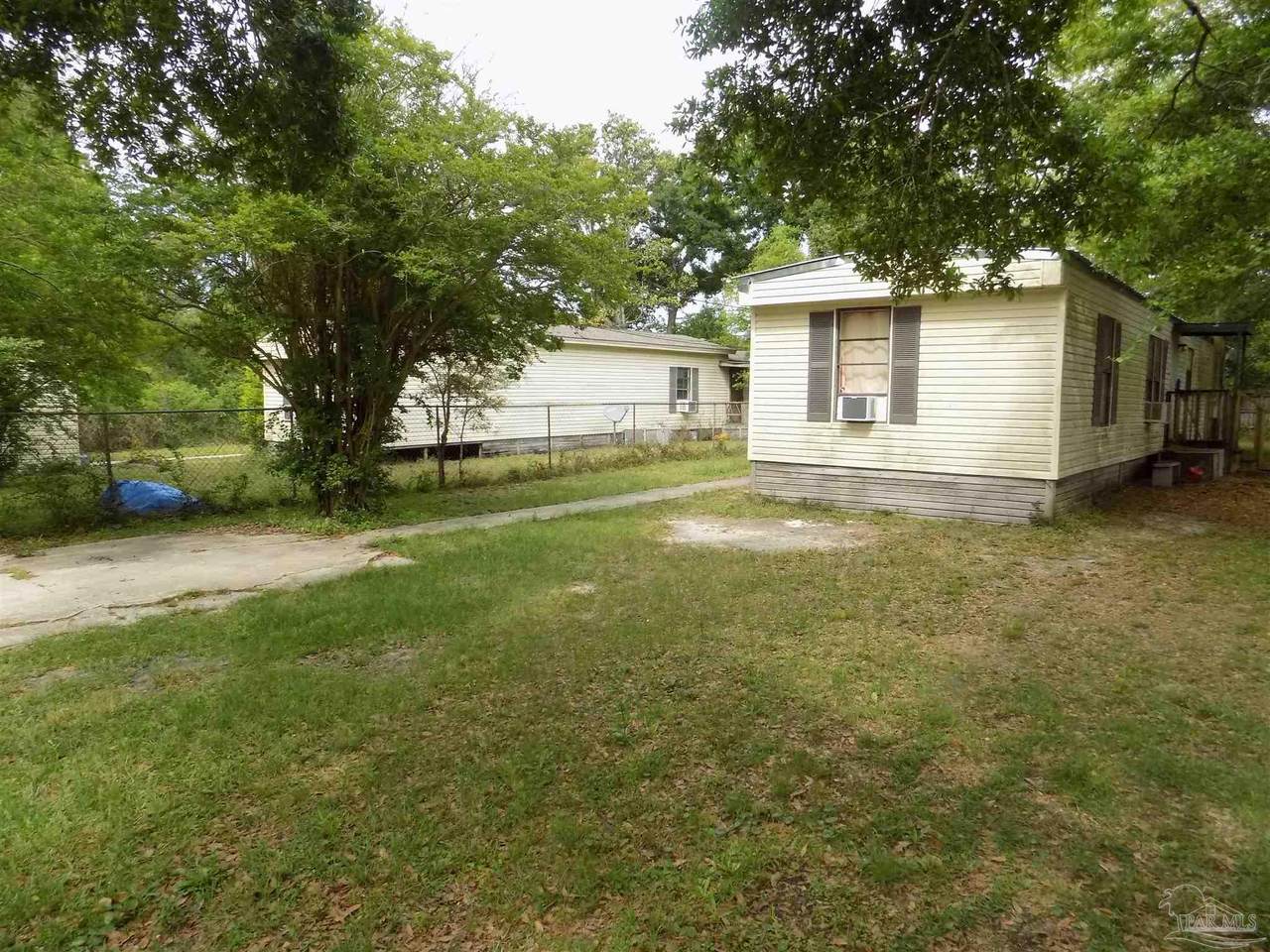 628 Gordon Ave - Photo 1