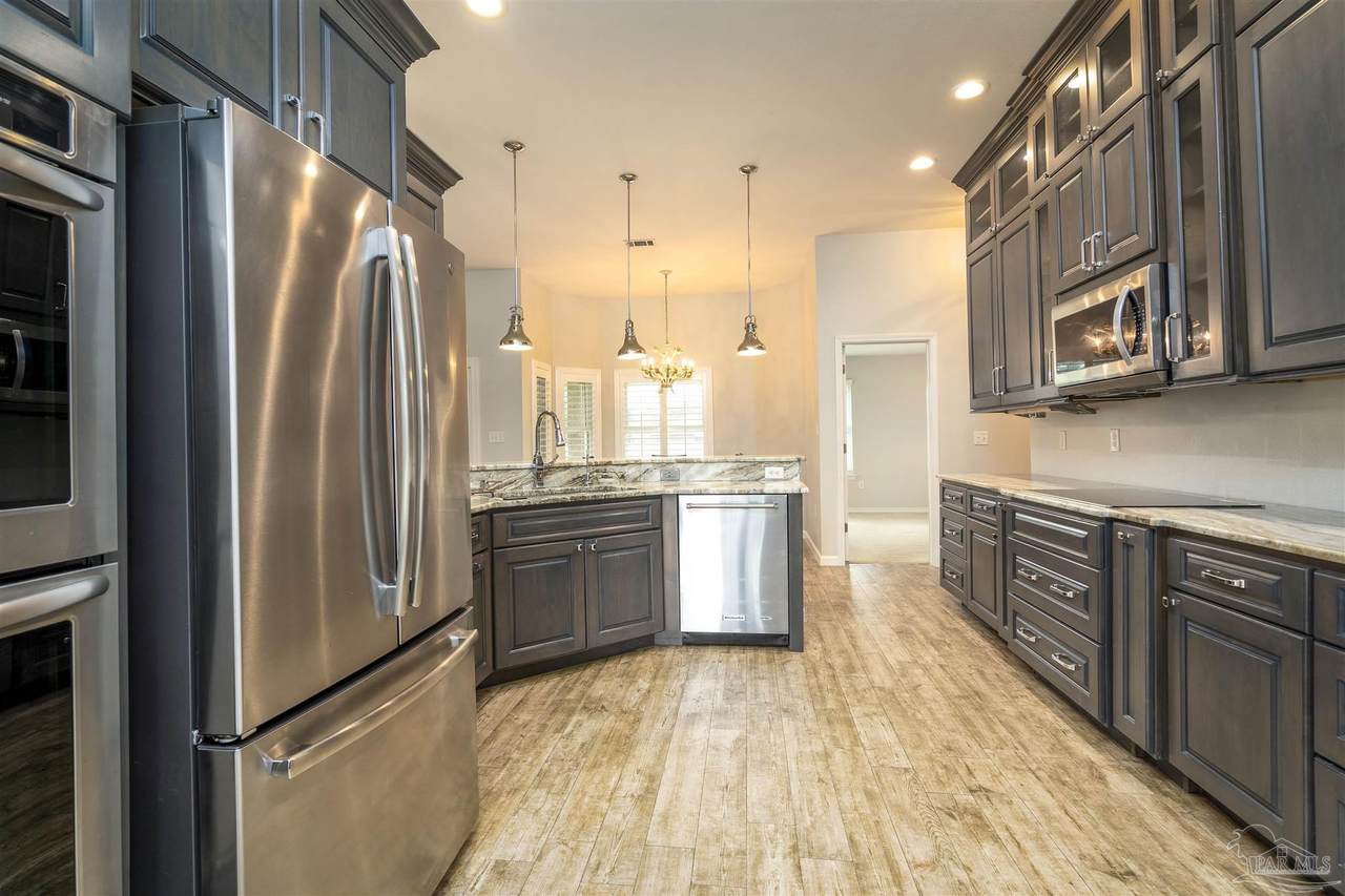 2096 Aurora Dr - Photo 1