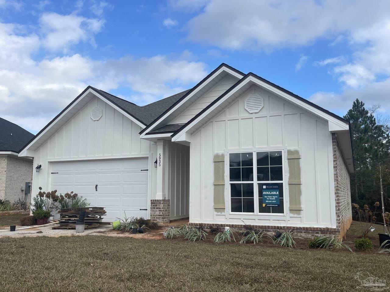 5935 Huntington Creek Blvd - Photo 1