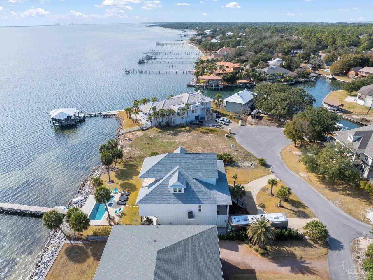 https://bt-photos.global.ssl.fastly.net/pensacola/orig_boomver_1_656538-2.jpg
