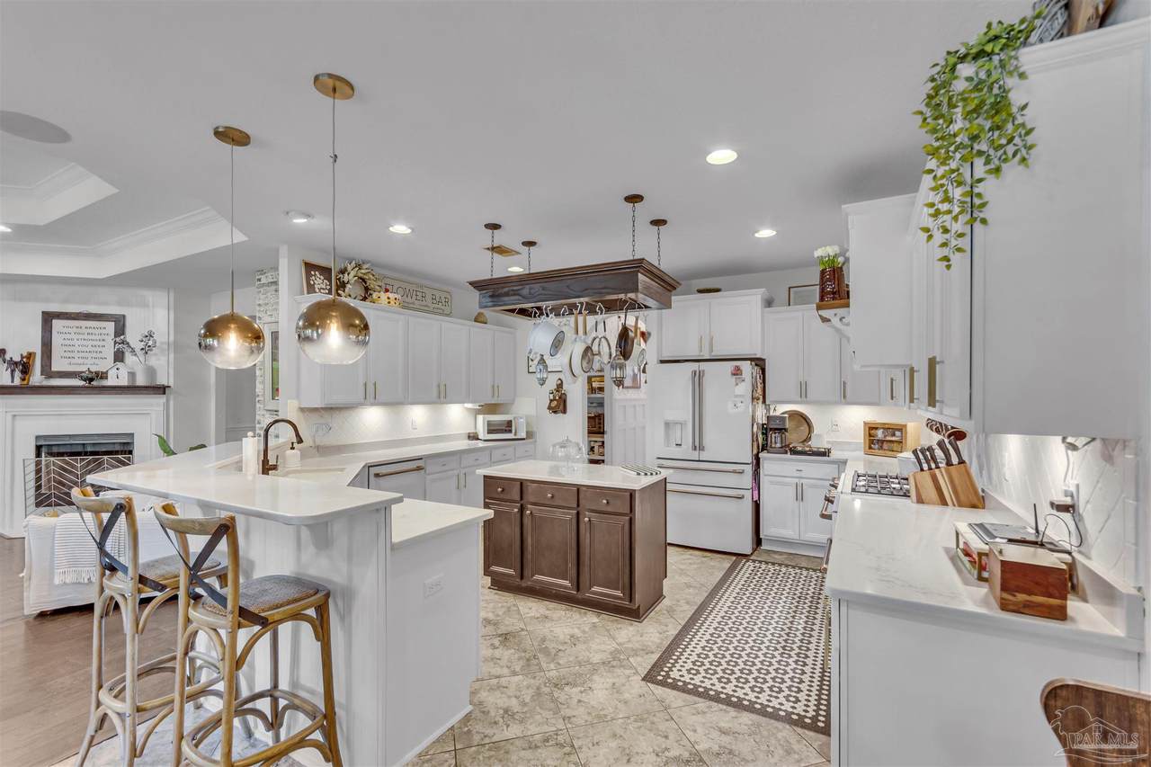 6073 Buttonbrook Dr - Photo 1